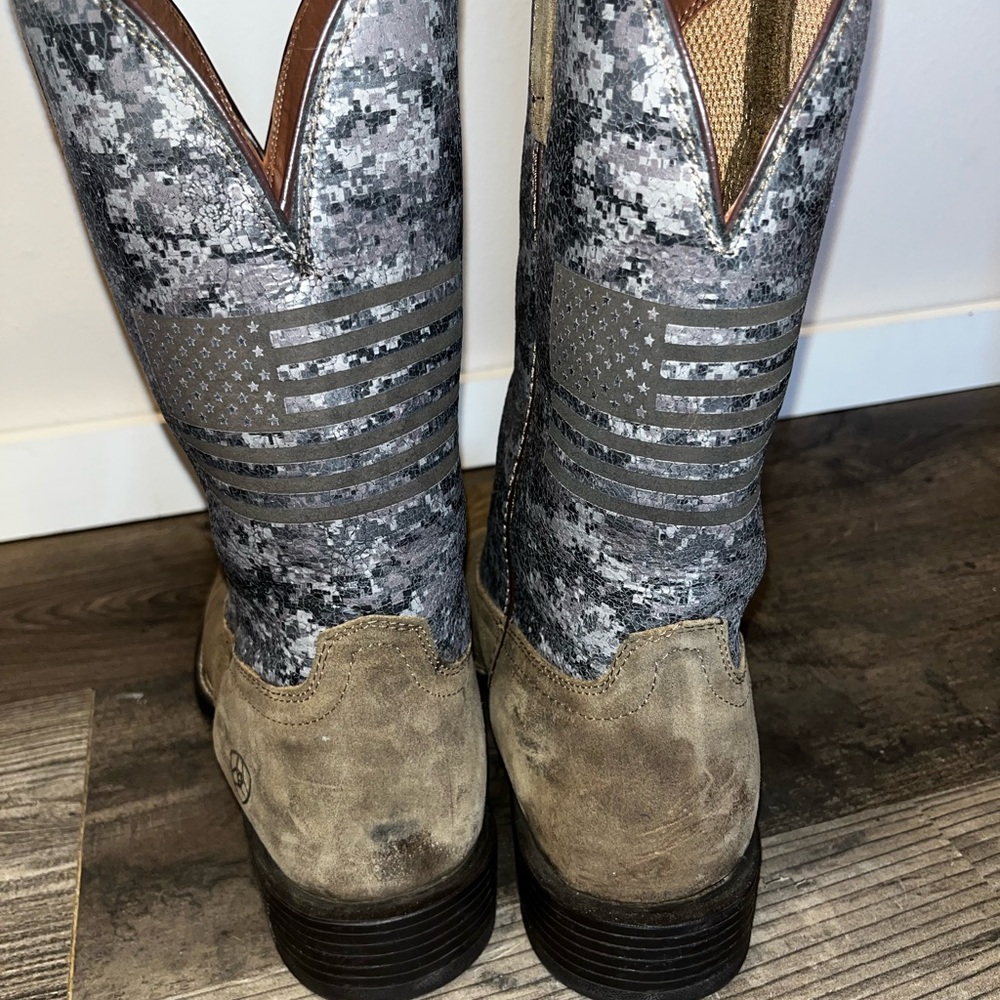 Ariat NEW Men's Digital Camo patriot Western Boots size 11